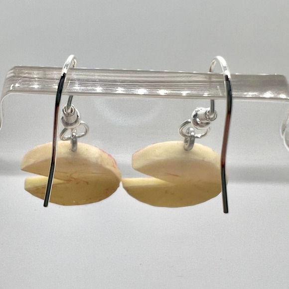 Pizza Earrings - Supreme Pepperoni Pizza - Pizza Slices - Gamer Earrings - Picture 5 of 9